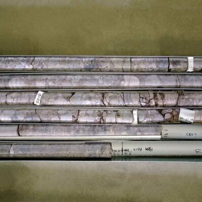 ml-and-associates-geotechnical-engineers-samples-of-the-rock-core